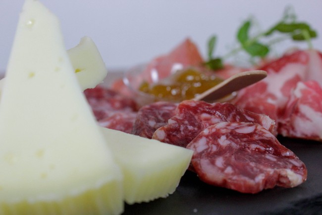 Tagliere di salumi e formaggi