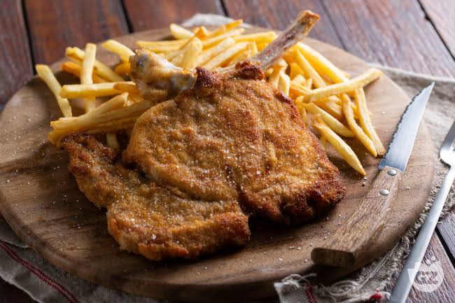 Cotoletta e patatine fritte